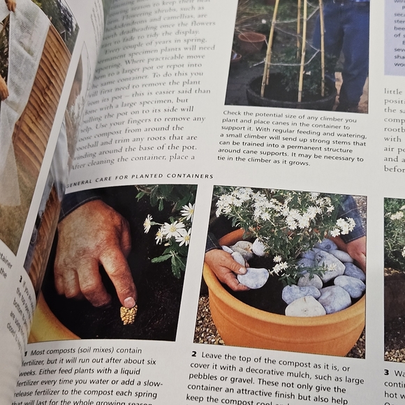 HOW TO GARDEN - BY BJONATHAN EDWARD - 2003 FIRST PRINTING - TRADE PAPERBACK - Picture 3 of 8
